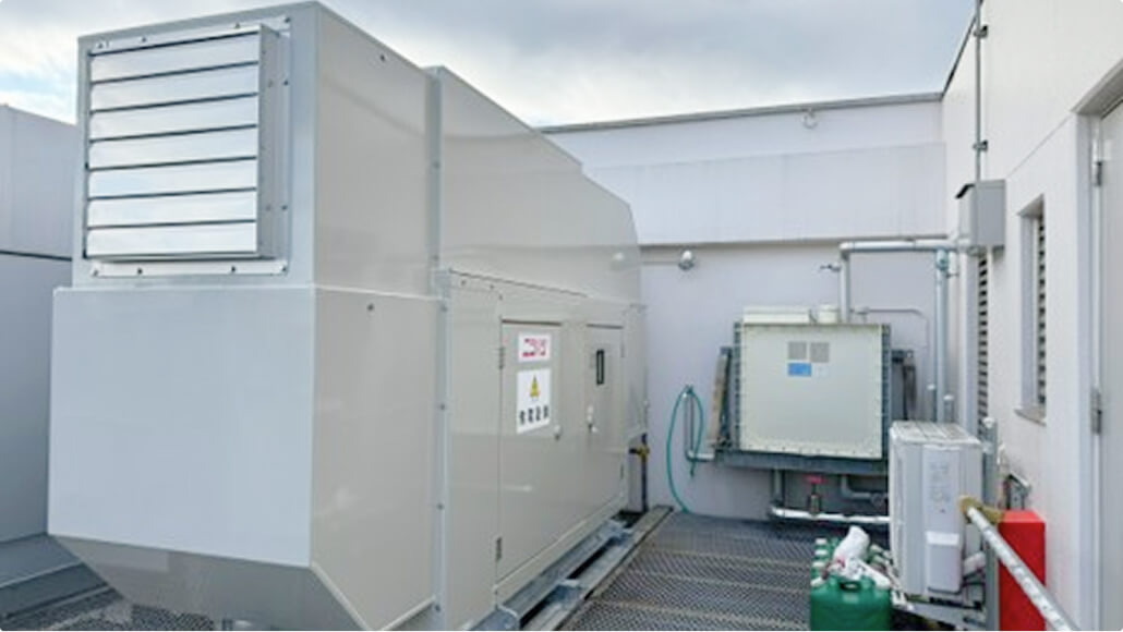 地下3階における非常用発電機の更新施工事例
